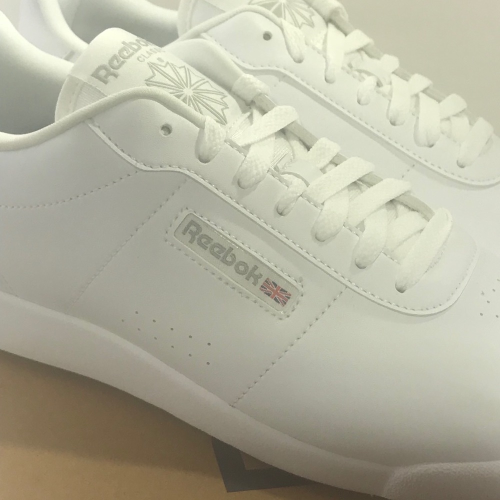 Reebok Princess Lite Womens Walking Shoes